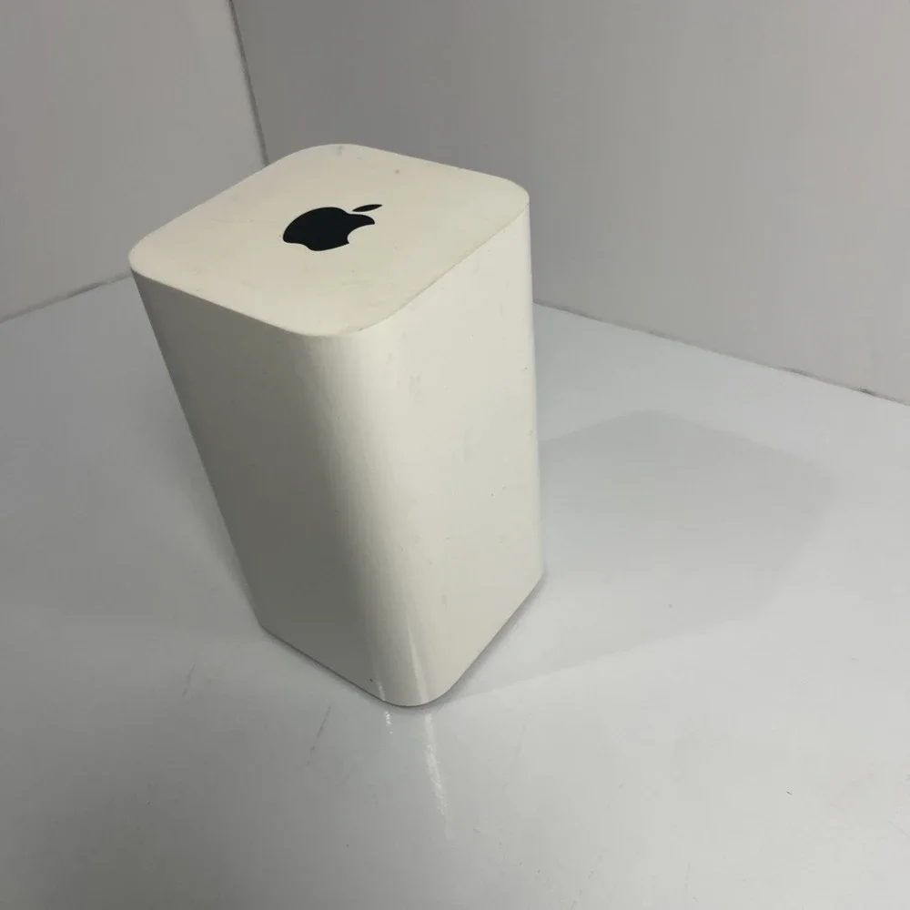 Apple AirPort A1470 Time Capsule 802.11ac Wireless Router NO POWER CORD INCLUDED